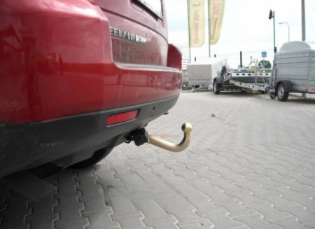 Land Rover Freelander II dupa 2008 carlig de remorcare demontabil automat cu maneta marca Autohak [4]