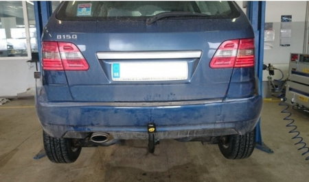 Mercedes B Class (W245) 2005 - 2011 carlig de remorcare demontabil automat vertical marca Autohak [5]