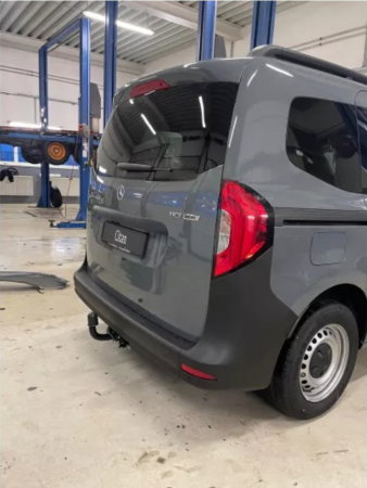 Mercedes Citan 07/2021 - prezent carlig de remorcare demontabil automat cu maneta [2]