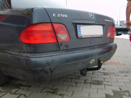 Carlig remorcare Mercedes E Class W210 berlina 1995-2002 marca Autohak [6]