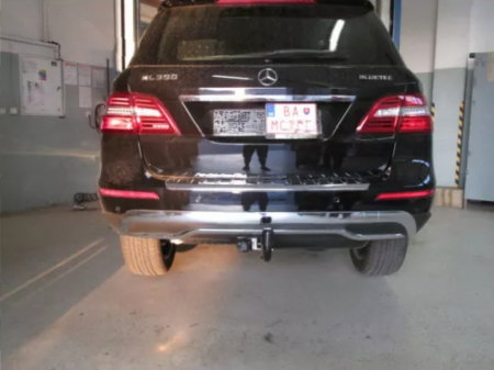 Mercedes M-Class ML w166 2011-2015 carlig de remorcare marca Autohak [5]