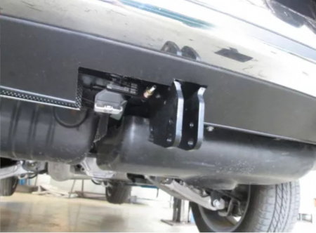 Mercedes M-Class ML w166 2011-2015 carlig de remorcare marca Autohak [3]