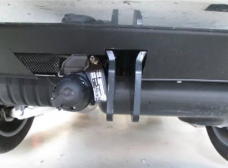 Mercedes M-Class ML w166 2011-2015 carlig de remorcare marca Autohak [4]