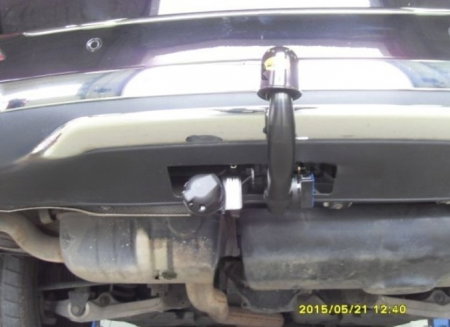 Mercedes M Class ML (W166) dupa 2011 carlig de remorcare demontabil automat vertical marca Autohak [11]