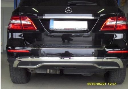 Mercedes M Class ML (W166) dupa 2011 carlig de remorcare demontabil automat vertical marca Autohak [8]