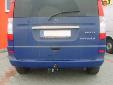 Mercedes Viano fabricat intre 2003 - 2014 carlig de remorcare marca Autohak [2]