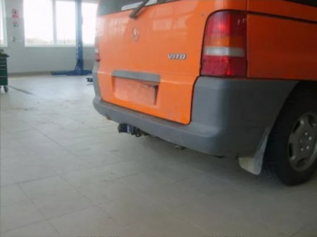 Mercedes Viano W638 van 1996 - 2003 carlig de remorcare demontabil automat cu maneta [5]