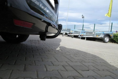 Mercedes Vito fabricat dupa 2014 carlig de remorcare marca Autohak [2]