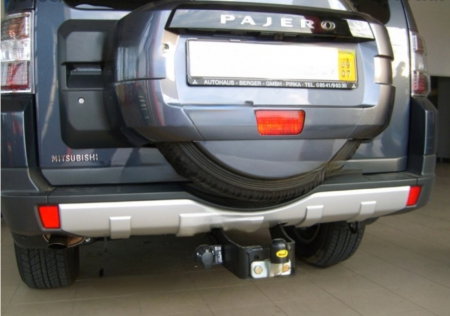 Carlig remorcare Mitsubishi Pajero 3/5 usi dupa 2007 marca Autohak [6]