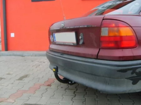 Carlig remorcare Opel Astra F sedan 1991 - 2002 marca Autohak [4]