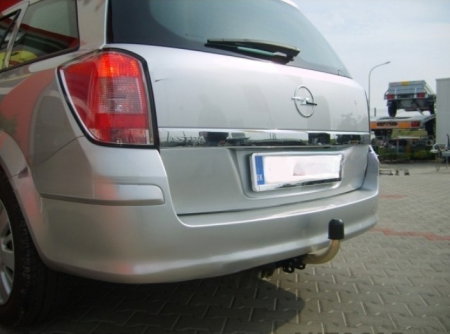 Opel Astra H combi 2004 - 2011 carlig de remorcare demontabil automat cu maneta marca Autohak [3]
