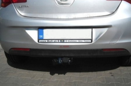 Opel Astra J htb 2009 - 2015 carlig de remorcare demontabil automat cu maneta marca Autohak [2]
