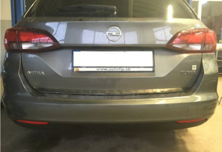 Opel Astra K combi 2015 - 2021 carlig de remorcare demontabil automat vertical marca Autohak [6]