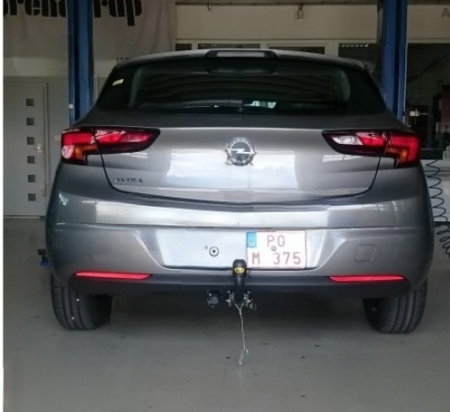 Opel Astra K htb 2015 - 2021 carlig de remorcare demontabil automat cu maneta marca Autohak [5]
