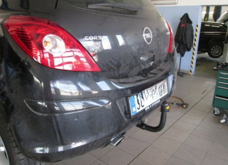 Opel Corsa D 2006 - 2019 carlig de remorcare demontabil automat vertical marca Autohak [7]