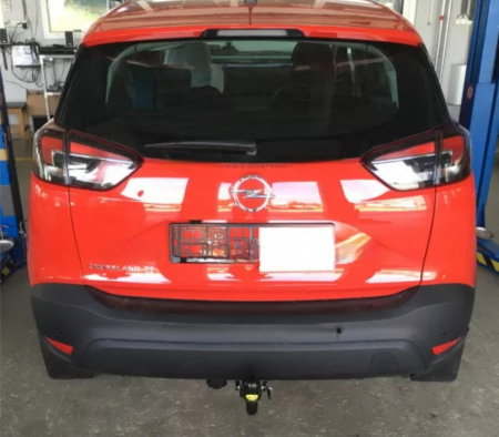 Opel Crossland X dupa 2017 carlig de remorcare demontabil automat cu maneta marca Autohak [1]