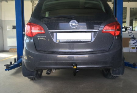 Opel Meriva dupa 2010 carlig de remorcare demontabil automat vertical marca Autohak [8]
