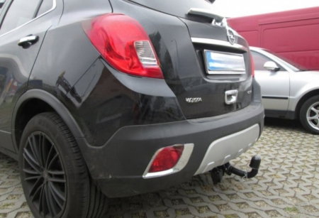 Opel Mokka 2012 - 2020 carlig de remorcare demontabil automat cu maneta marca Autohak [1]