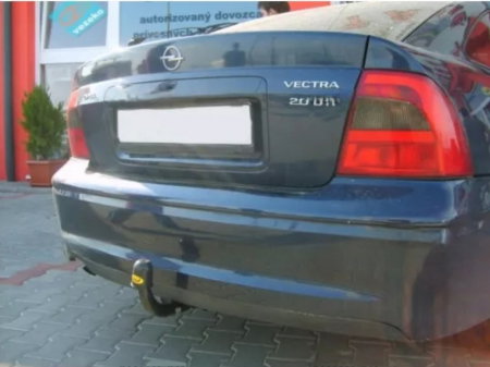 Carlig remorcare Opel Vectra B 4 usi fabricat intre 1995 - 2002 marca Autohak [5]