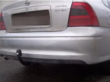 Carlig remorcare Opel Vectra B 4 usi fabricat intre 1995 - 2002 marca Autohak [7]