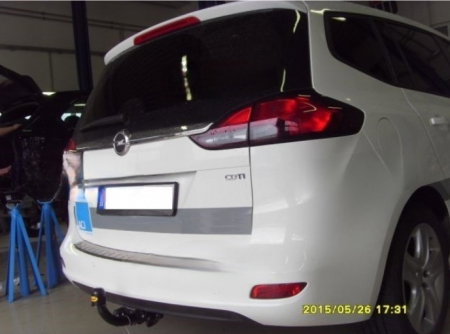 Opel Zafira C 2012 - 2019 carlig de remorcare demontabil automat cu maneta marca Autohak [2]