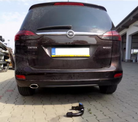 Opel Zafira C 2012 - 2019 carlig de remorcare demontabil automat vertical marca Autohak [7]
