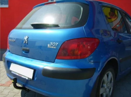Carlig remorcare Peugeot 307 htb dupa 2001 marca Autohak [1]