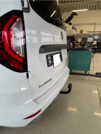 Renault Kangoo fabricat dupa 03.2021 carlig de remorcare marca Autohak [4]