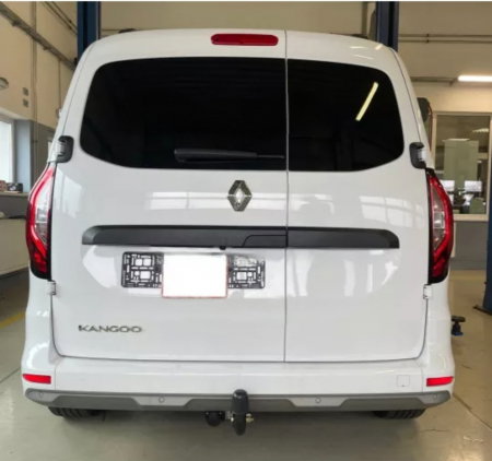 Renault Kangoo fabricat dupa 03.2021 carlig de remorcare marca Autohak [1]