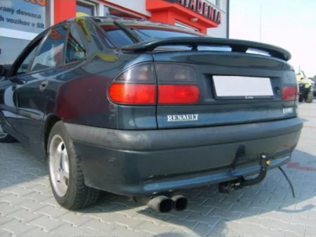 Carlig remorcare Renault Laguna 5 usi 1993 - 2001 [2]