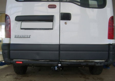 Carlig remorcare Renault Master duba 1997-2010 marca Autohak [1]
