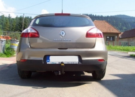 Renault Megane 3 htb fabricat intre 2009 - 2016 carlig de remorcare marca Autohak [4]