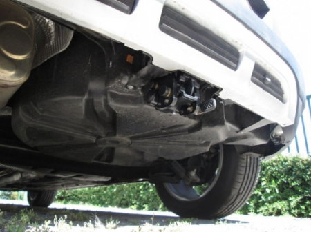 Renault Scenic 2009 - 2016 carlig de remorcare demontabil automat cu maneta marca Autohak [1]