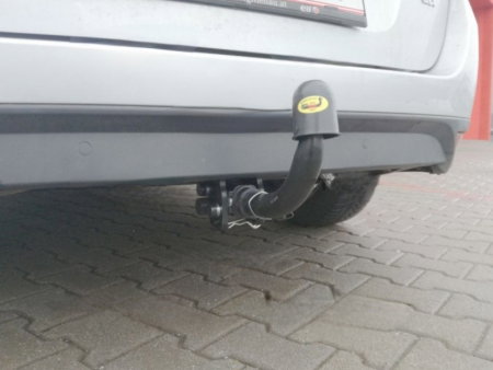 Carlig remorcare Renault Scenic 3 dupa 2009 marca Autohak [3]