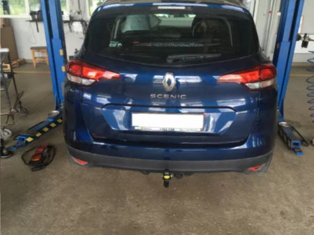 Renault Scenic 4 fabricat dupa 2016 carlig de remorcare marca Autohak [1]