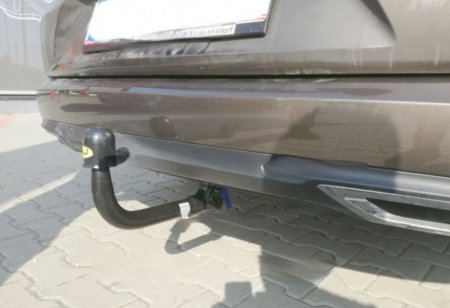 Renault Talisman Grandtour dupa 2016 carlig de remorcare demontabil automat vertical marca Autohak [9]