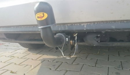 Seat Alhambra dupa 2010 carlig de remorcare demontabil automat cu maneta marca Autohak [3]