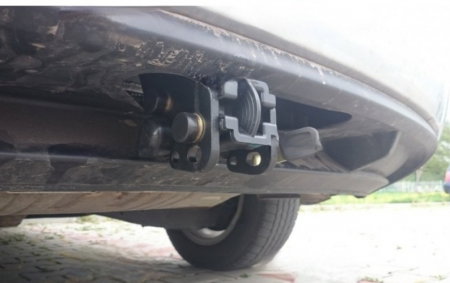 Seat Alhambra dupa 2010 carlig de remorcare demontabil automat cu maneta marca Autohak [5]