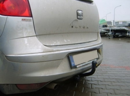 Seat Altea 5P1 si XL fabricat dupa 2004 carlig de remorcare marca Autohak [3]