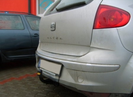 Seat Altea 5P1 si XL fabricat dupa 2004 carlig de remorcare marca Autohak [1]