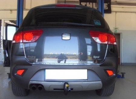 Seat Altea Freetrack dupa 2007 carlig de remorcare demontabil automat vertical marca Autohak [7]