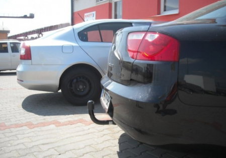 Seat Exeo 2008 - 2013 carlig de remorcare demontabil automat vertical marca Autohak [8]
