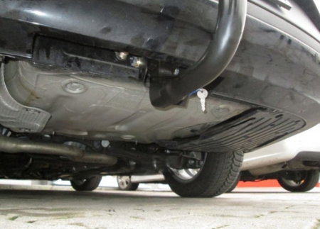 Seat Leon 2013 - 2018 carlig de remorcare demontabil automat vertical marca Autohak [10]