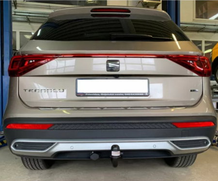 Carlig remorcare Seat Tarraco dupa 2019 demontabil automat vertical marca Autohak [5]