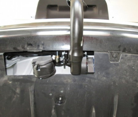Toyota Auris combi 2013 - 2018 carlig de remorcare demontabil automat vertical marca Autohak [7]