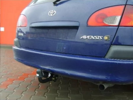 Carlig remorcare Toyota Avensis combi 1997-2002 marca Autohak [4]