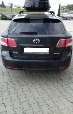 Toyota Avensis combi dupa 2009 carlig de remorcare demontabil automat vertical marca Autohak [9]