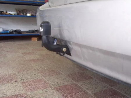 Carlig remorcare Toyota Corolla 4 usi 2002-2007 marca Autohak [5]