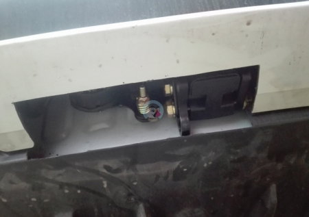 Toyota Corolla combi dupa 2019 carlig de remorcare demontabil automat vertical marca Autohak [6]