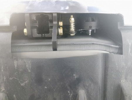 Toyota Corolla sedan E18 dupa 2019 carlig de remorcare demontabil automat vertical marca Autohak [4]